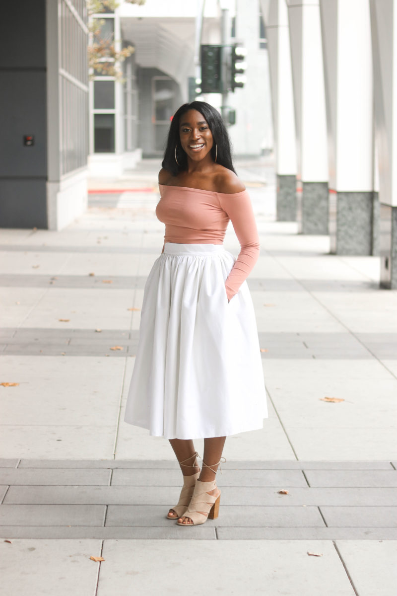 DIY White Denim Gathered Midi Skirt Tutorial , Sewing For Beginners, Sewing Tutorials, Skirt Tutorials, White Denim Skirt, DIY Fashion, Midi Skirt, Gathered skirt with pockets