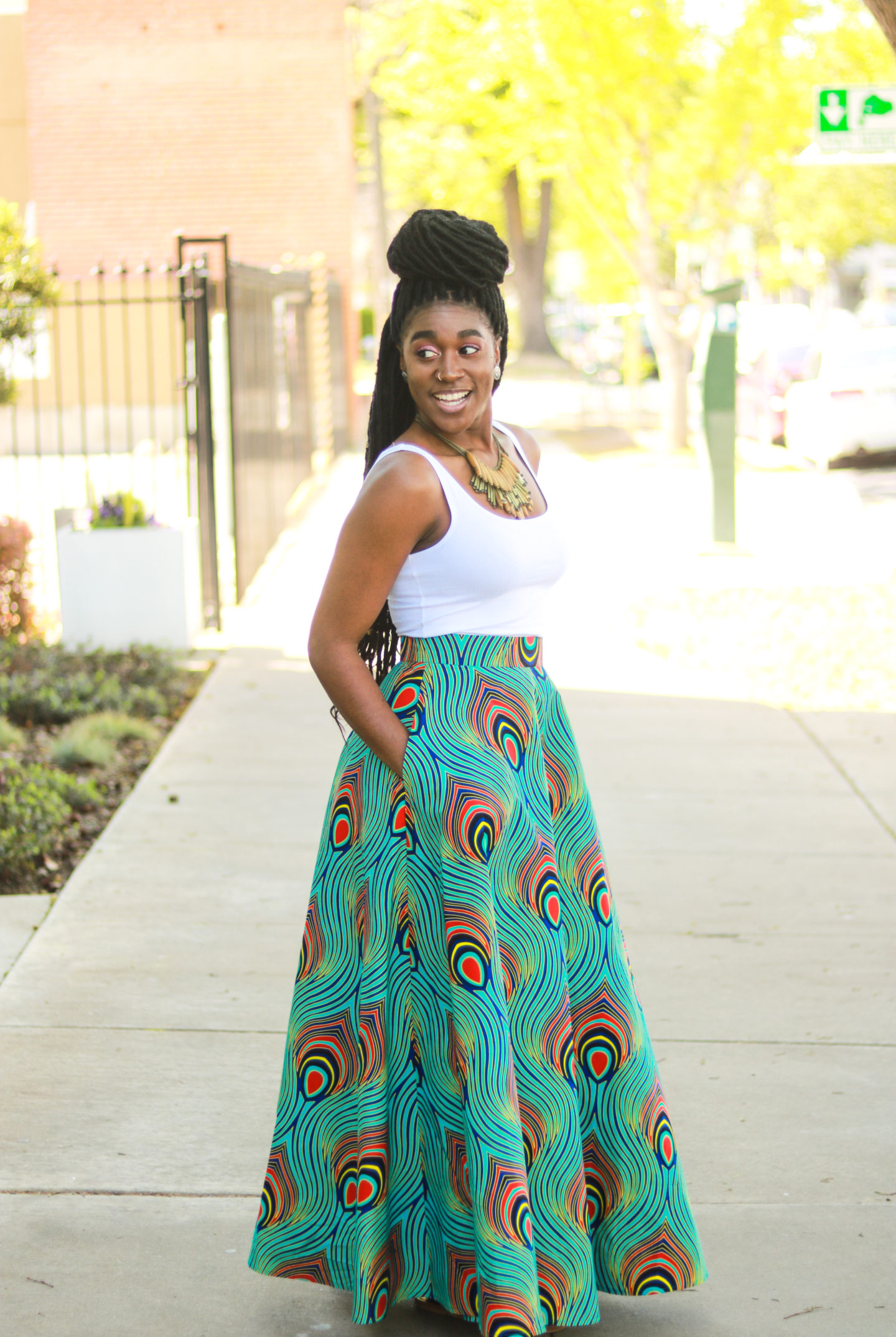 DIY Half Circle Skirt With Pockets Tutorial - Montoya Mayo