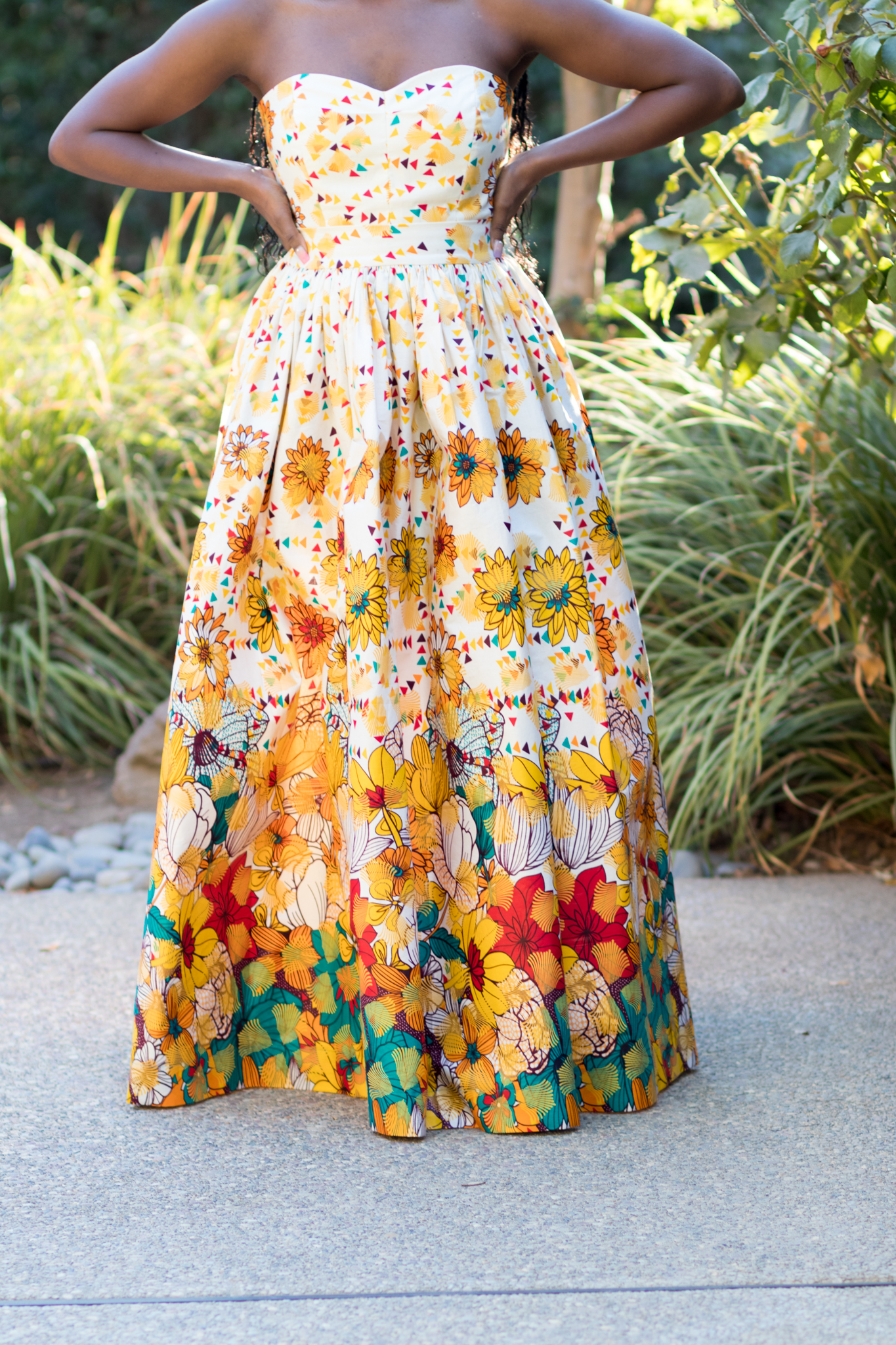 DIY Fitted Bodice and Maxi Skirt Lamour Dress + Butterick 6453 Ankara African Print Floral flowers spring fashion